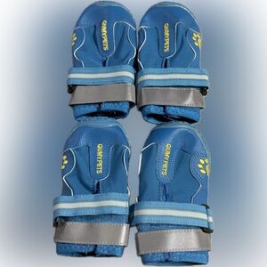 One Set of 4 Qumypets Dog Boots/Shoes